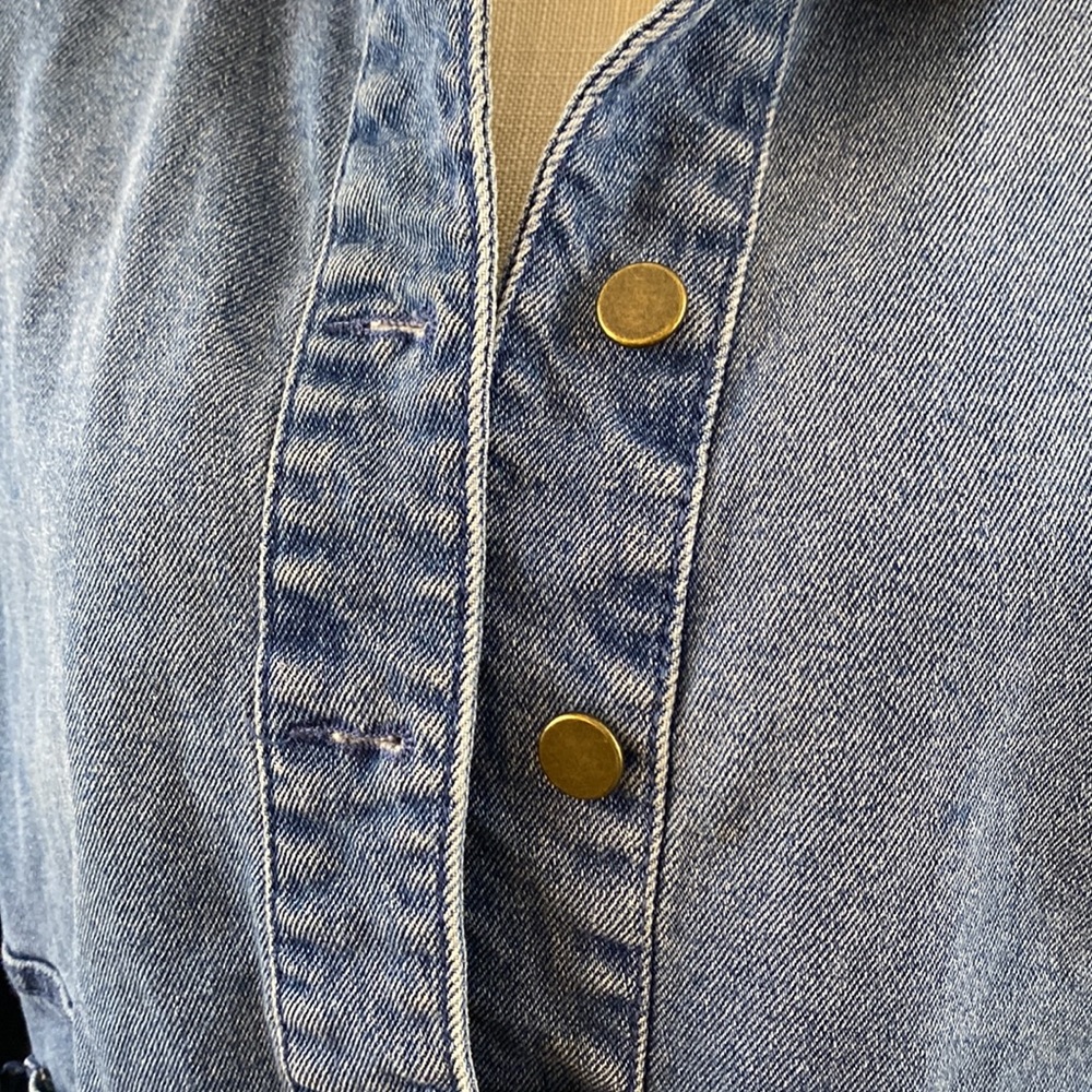 Universal Thread Denim Shirt Jacket - image 3